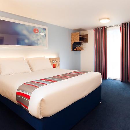 Travelodge London Greenwich High Road Екстериор снимка